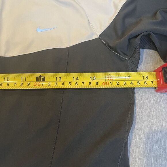 Nike Lightweight Medium Gray & White Full Zip Running Track Jacket Women's - Picture 7 of 12